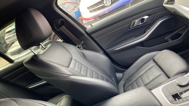 BMW 3 Series 330e M Sport 4dr Step Auto Saloon